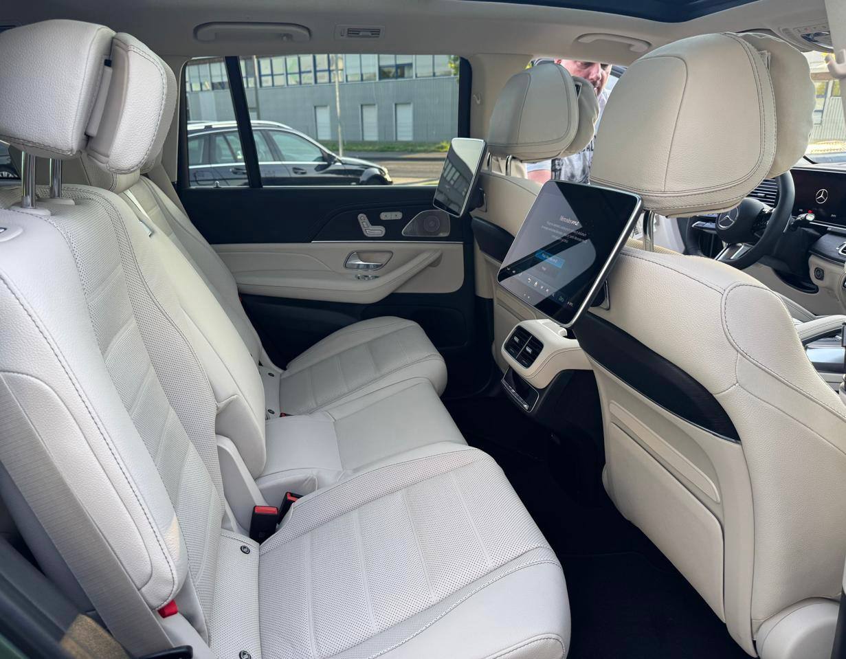 Mercedes-Benz GLS-class 450did-3476