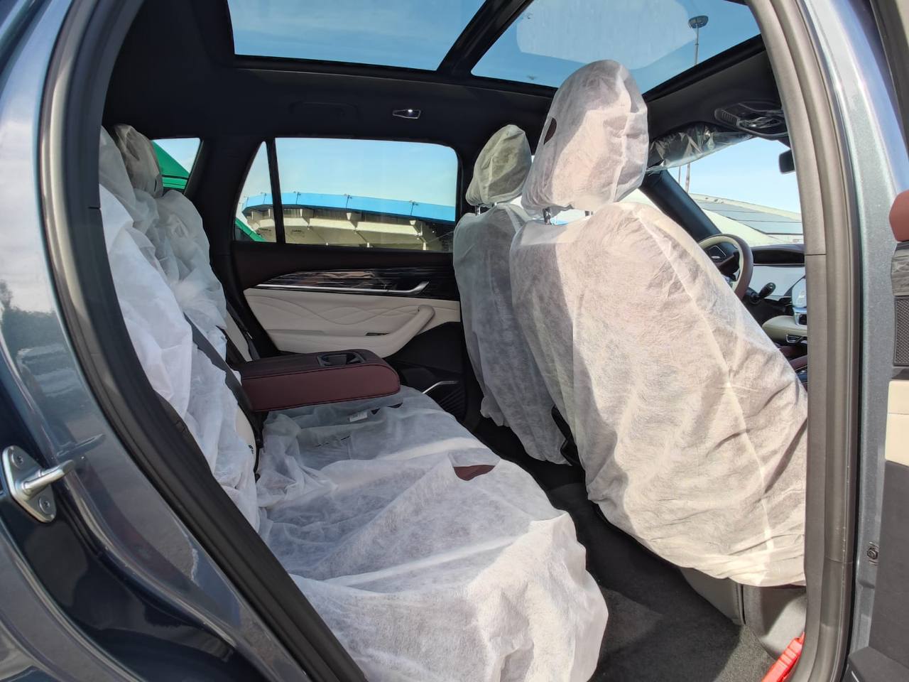 Geely monjaro id-3798