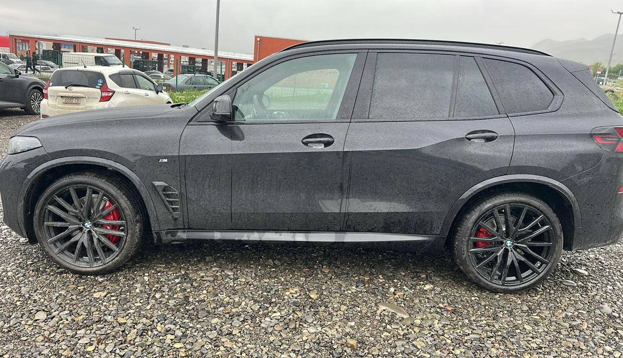 BMW X5 xDrive 40d Msportid-3801