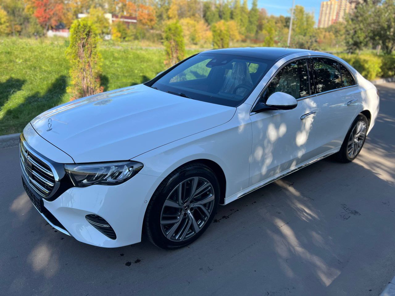 Mercedes-Benz E-Class 220did-5159