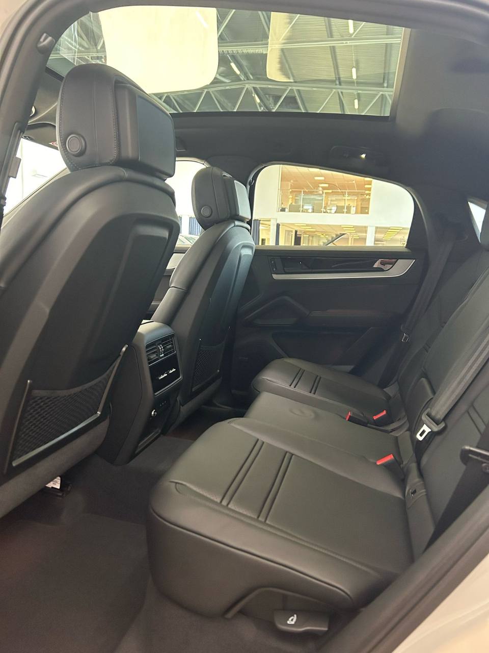 Porsche Cayenne E-Hybridid-3808