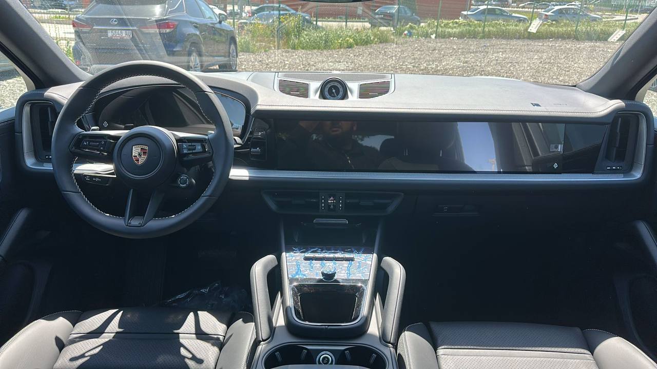 Porsche Cayenne id-3824