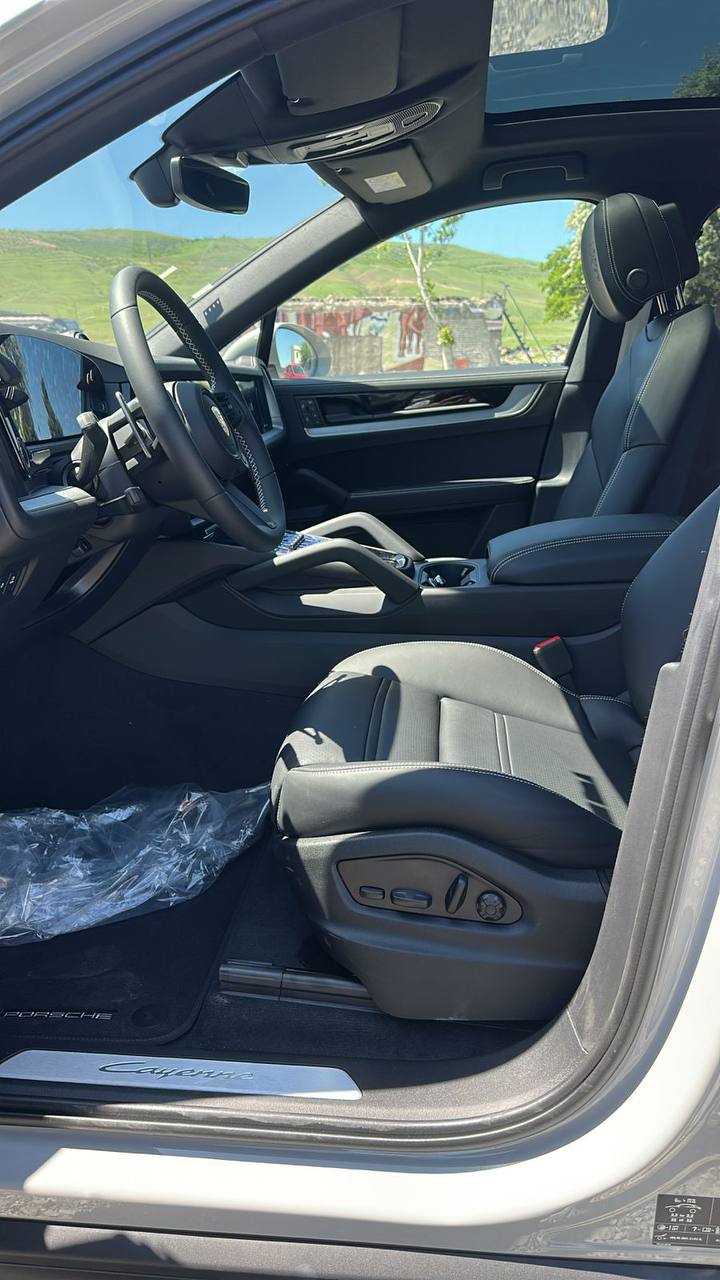 Porsche Cayenne id-3824