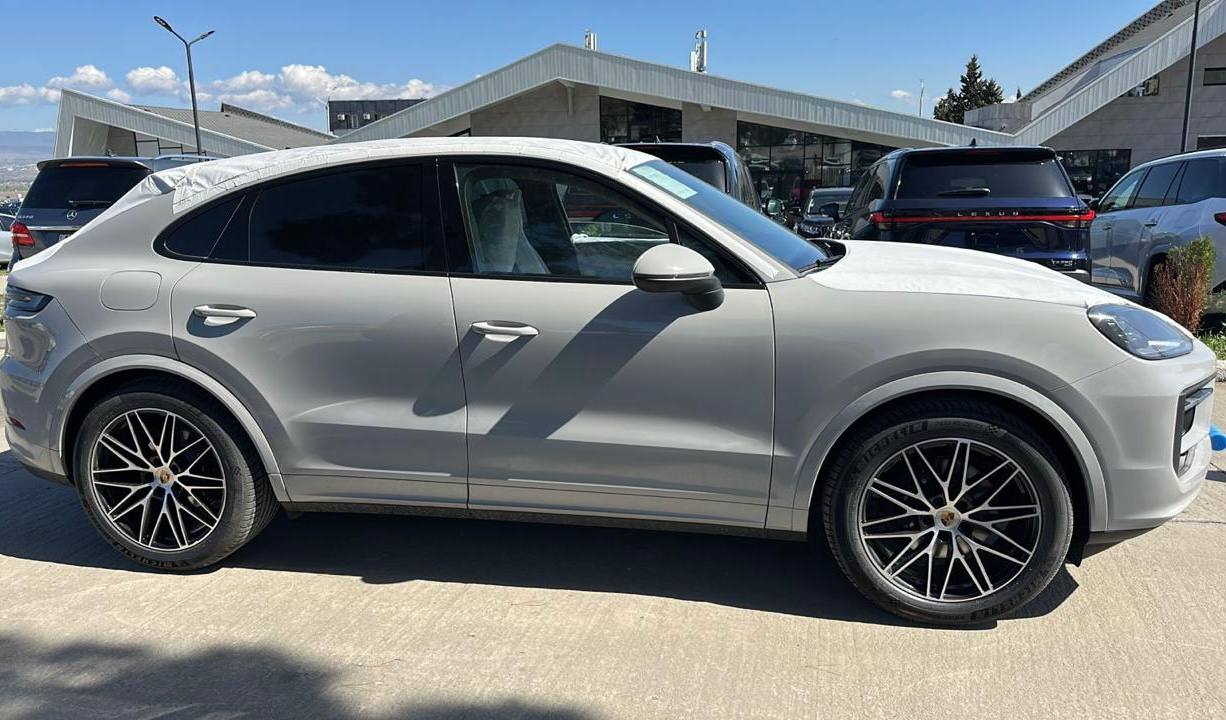 Porsche Cayenne id-3825