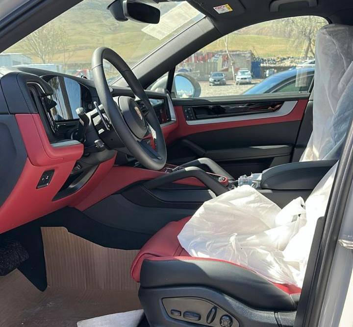 Porsche Cayenne id-3825