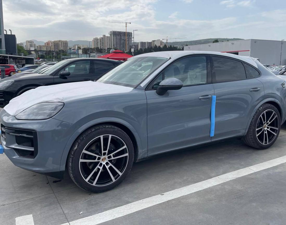 Porsche Cayenne Coupeid-3826