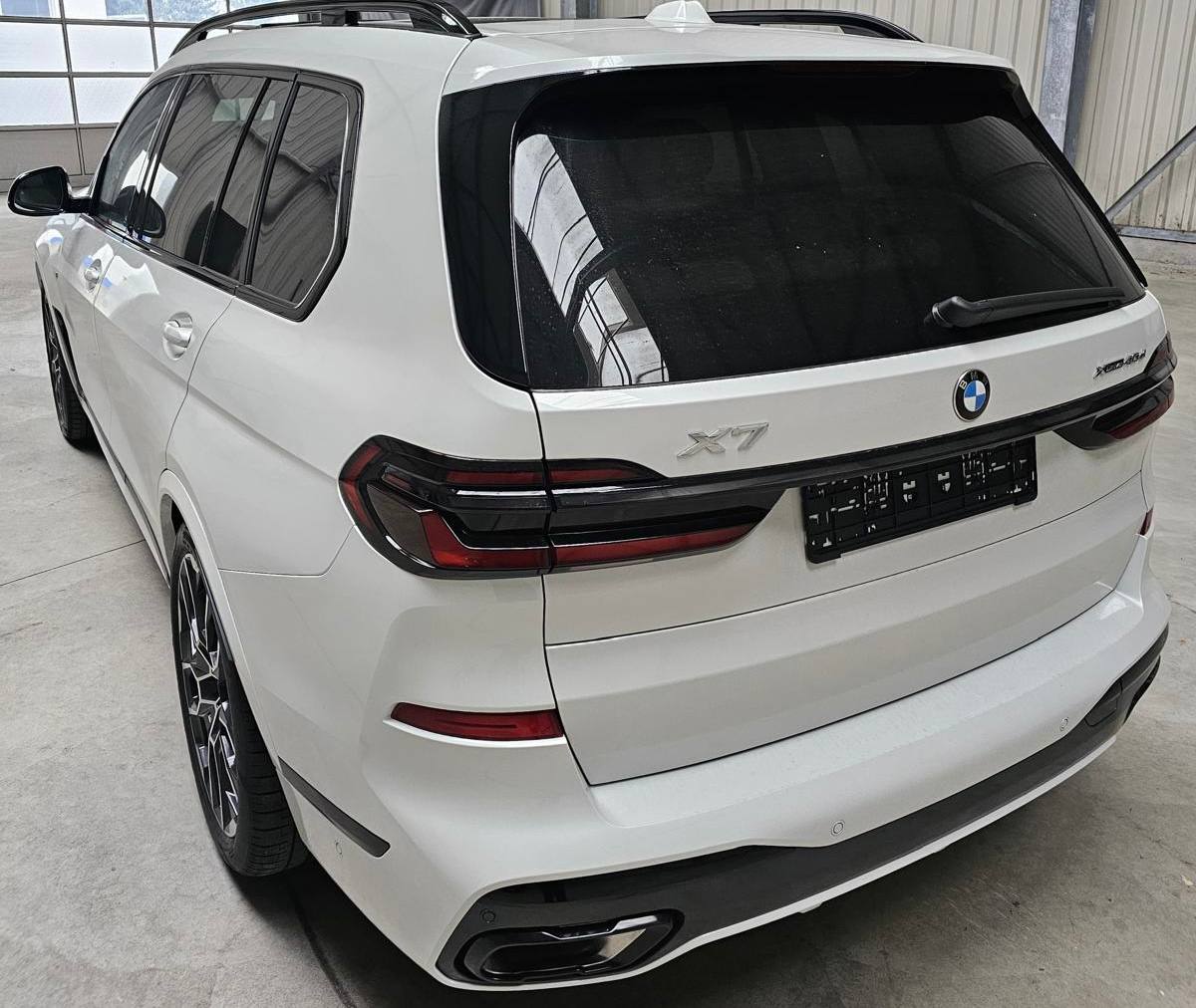 BMW X7 xDrive 40d Msportid-3828