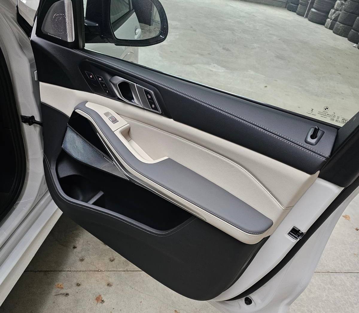 BMW X7 xDrive 40d Msportid-3828