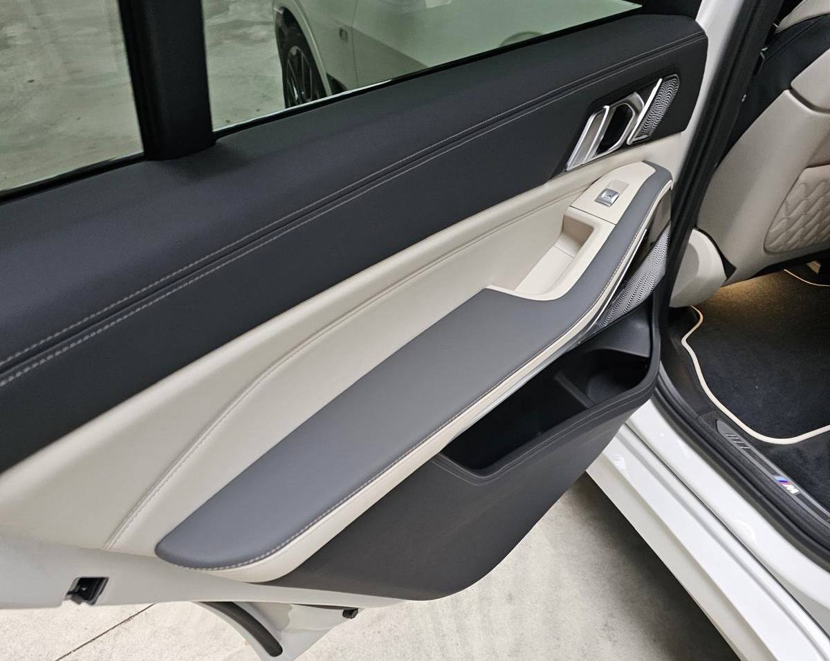 BMW X7 xDrive 40d Msportid-3828