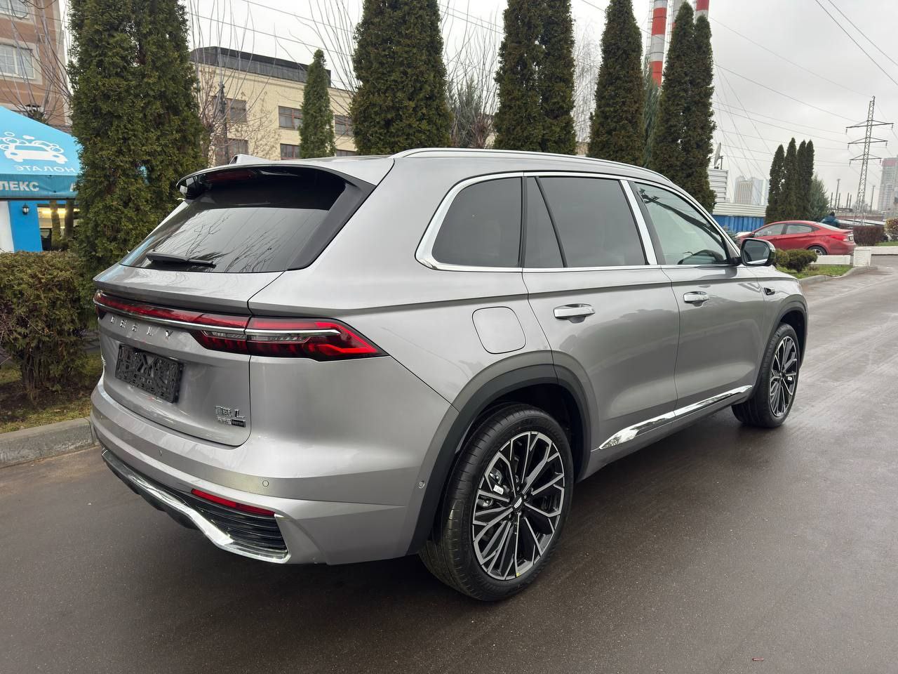 Geely Monjaro id-5627