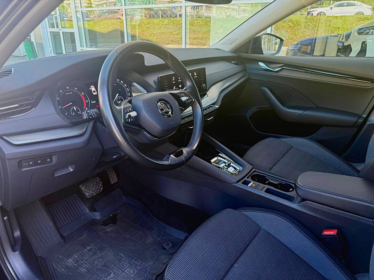 Skoda Octavia 1.4 TSI ATid-3831