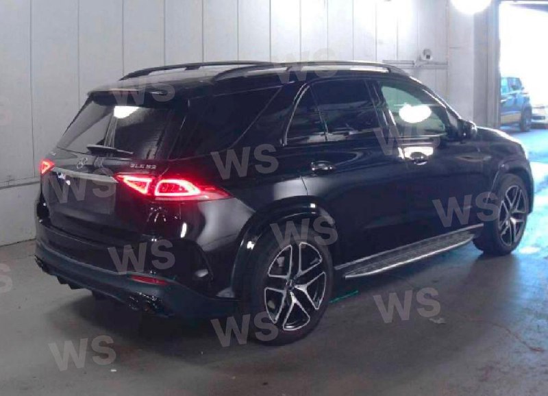 Mercedes-Benz GLE-Class 53 AMGid-3833