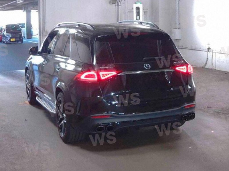 Mercedes-Benz GLE-Class 53 AMGid-3833