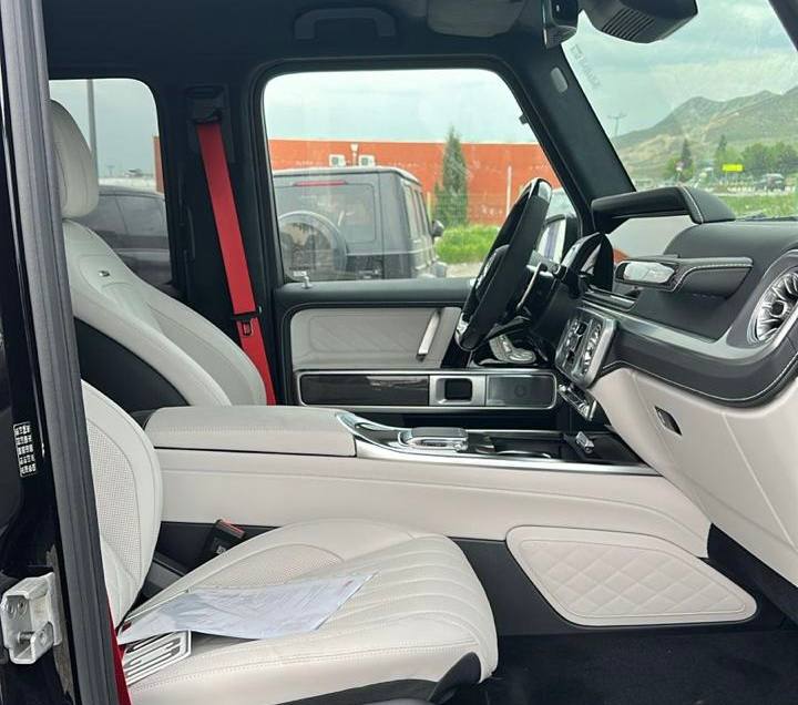 Mercedes-Benz G-Class 63 AMGid-3851