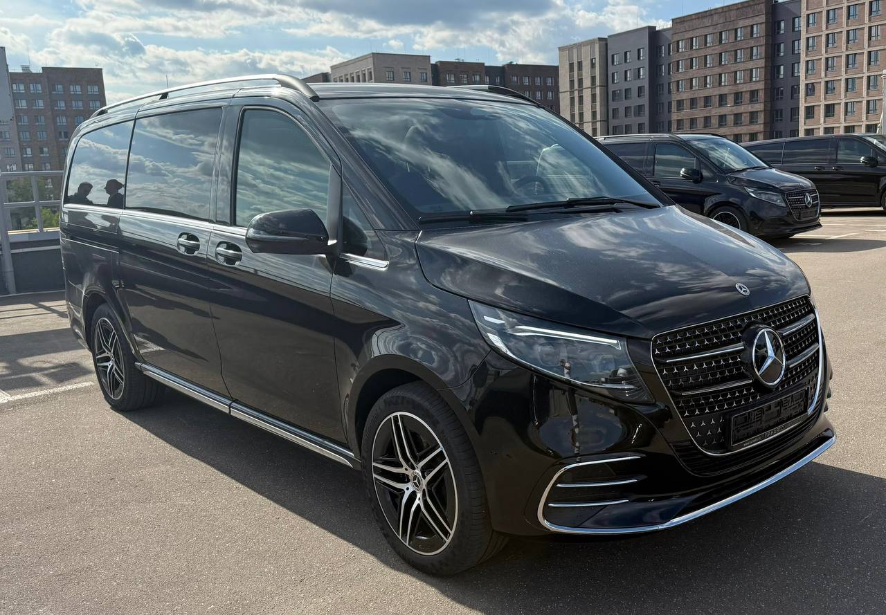 Mercedes-Benz V-Class 300d 4M Longid-4295