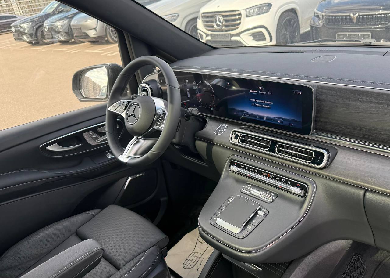 Mercedes-Benz V-Class 300d 4M Longid-4295