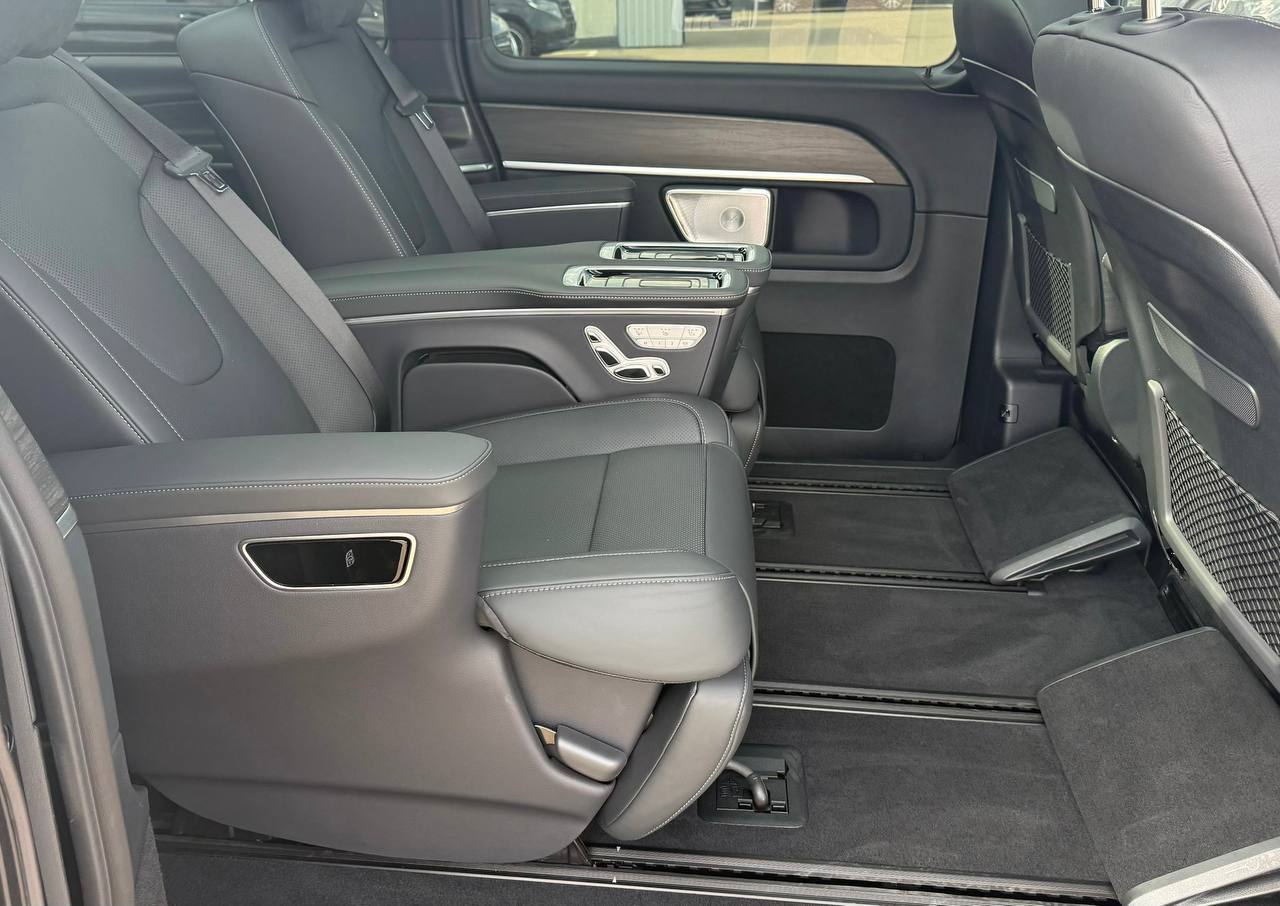 Mercedes-Benz V-Class 300d 4M Longid-4295