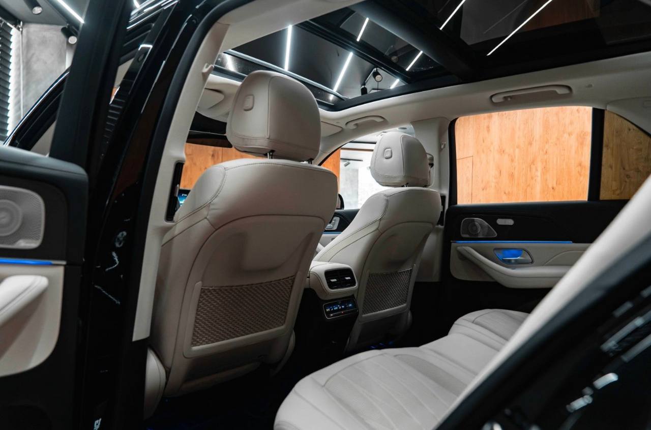 Mercedes-Benz GLE-Class 53 AMGid-4921