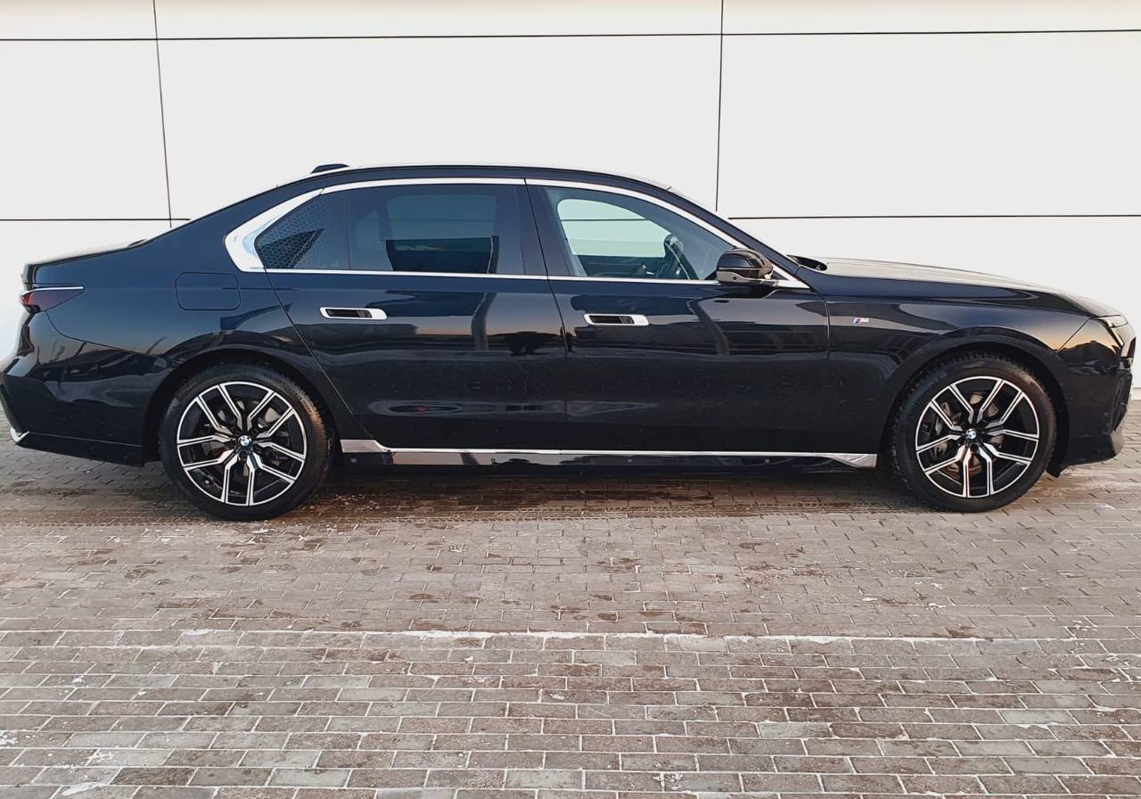 BMW 7 Series 740did-3292