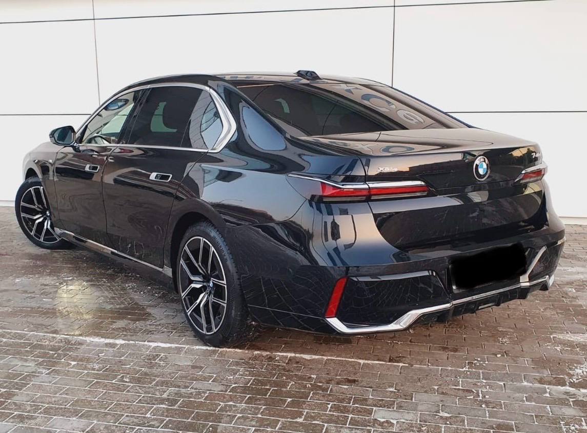 BMW 7 Series 740did-3292