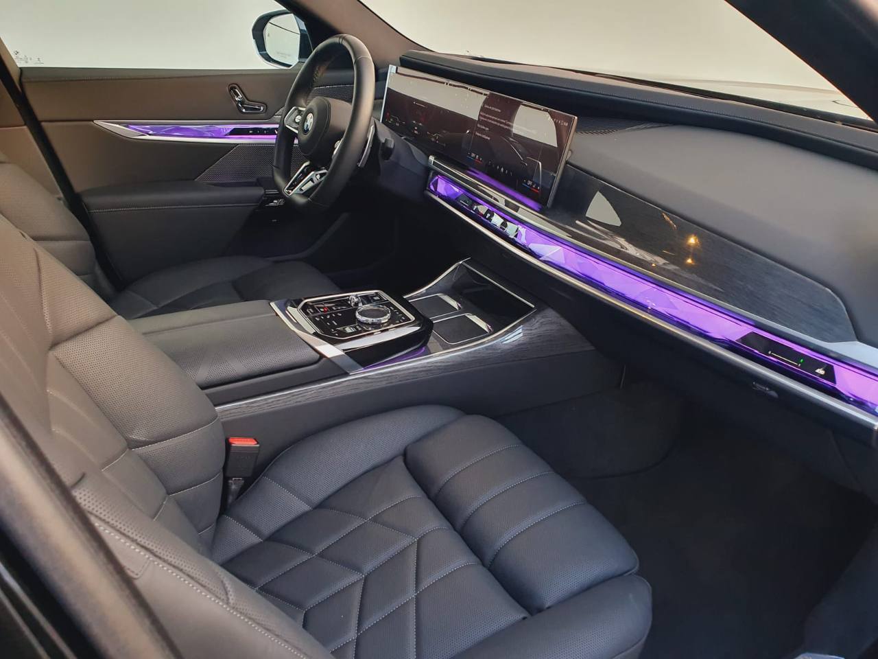 BMW 7 Series 740did-3292