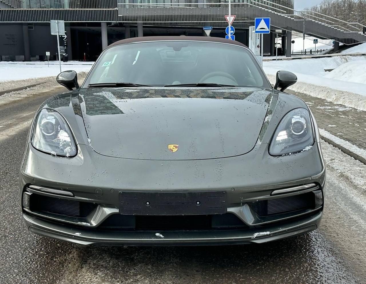 Porsche Boxter Sid-3487