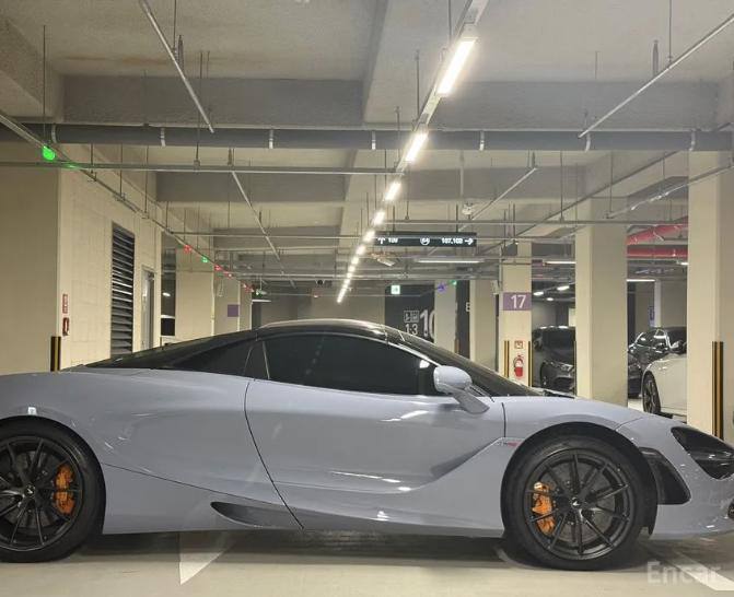 McLaren 720S Spyderid-4299