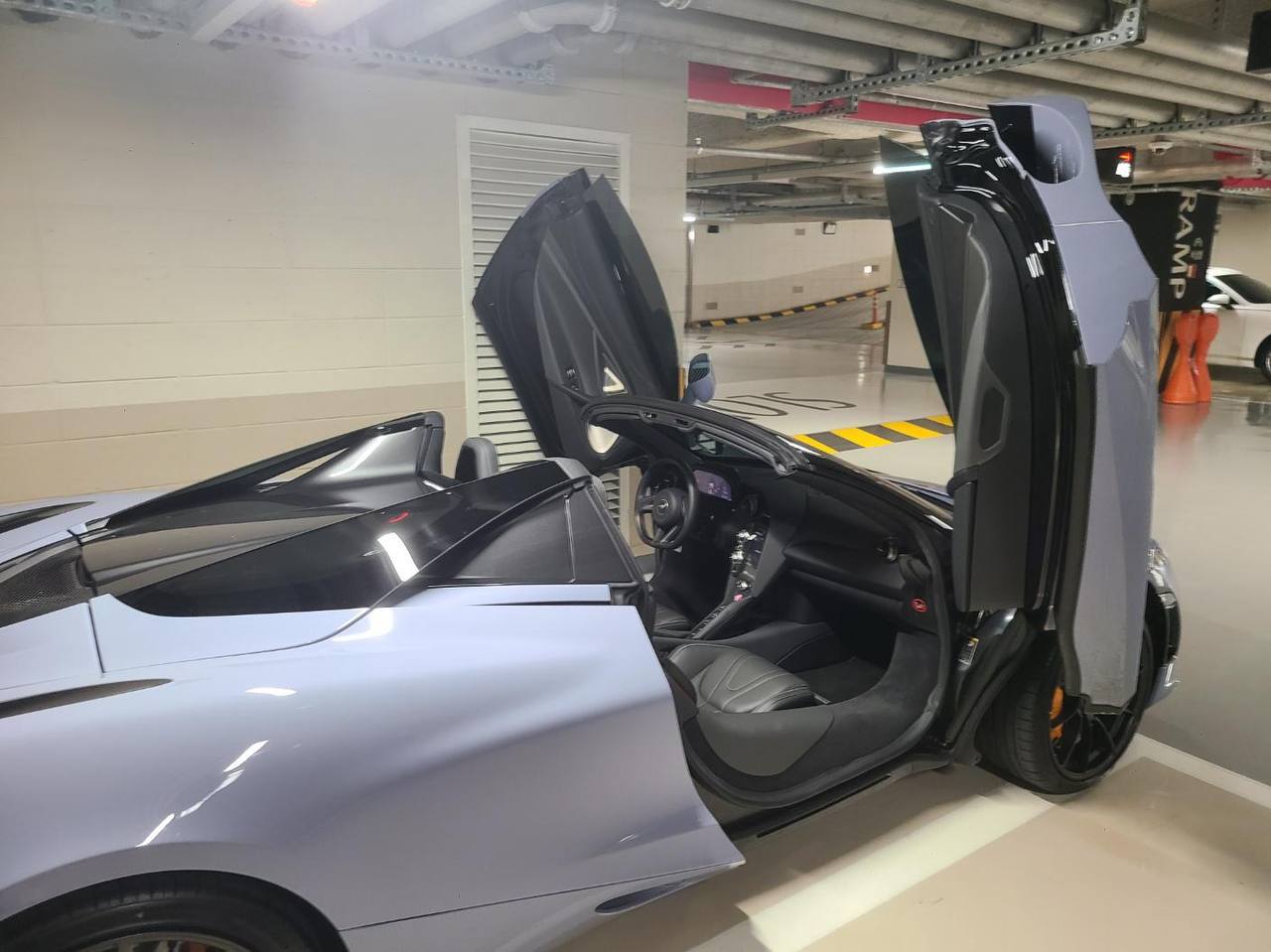 McLaren 720S Spyderid-4299