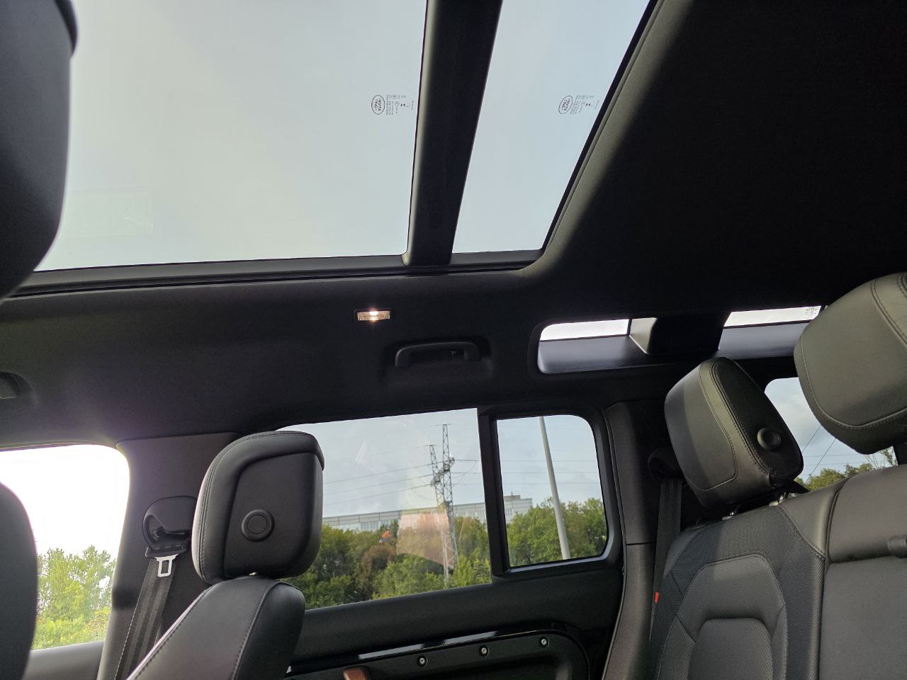 Land Rover Defender id-4304