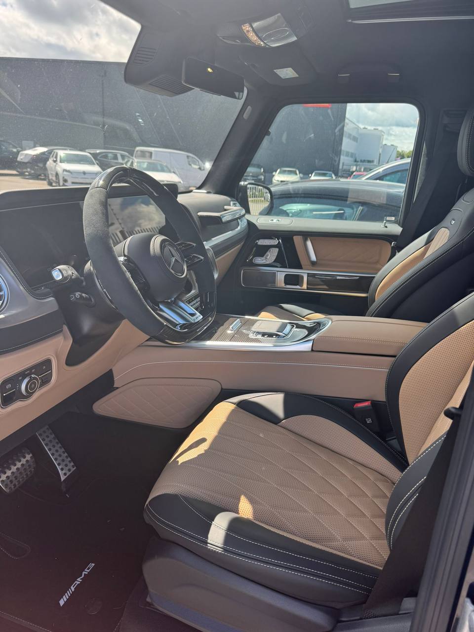 Mercedes-Benz G-Class 63 AMGid-4305