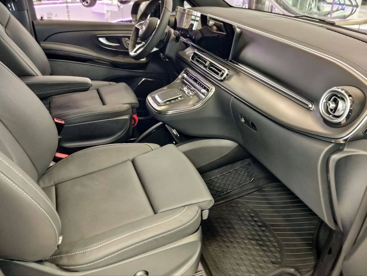 Mercedes-Benz V-Class 300d 4M Longid-4646