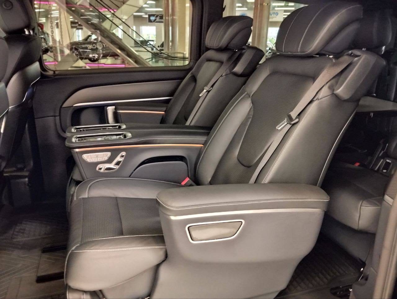 Mercedes-Benz V-Class 300d 4M Longid-4646