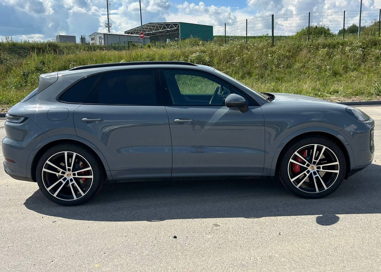 Porsche Cayenne Sid-4652