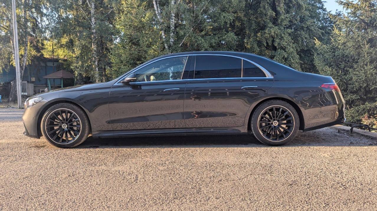 Mercedes-Benz S-Class 400did-4928