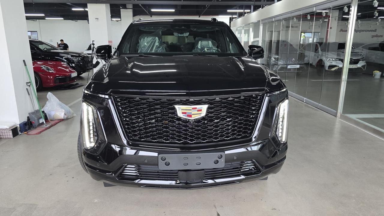 Cadillac Escalade коротыш Рестid-5405