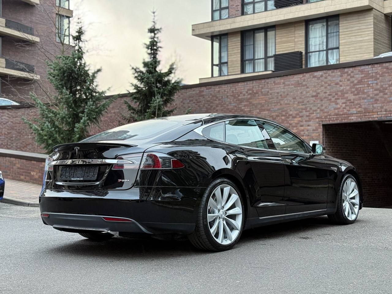 Tesla Model S id-5650
