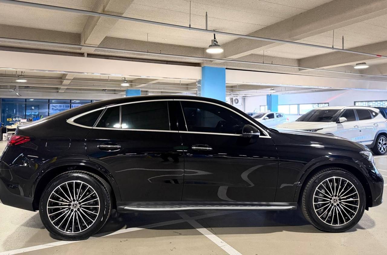 Mercedes-Benz GLC-Class 300 4Mid-5651