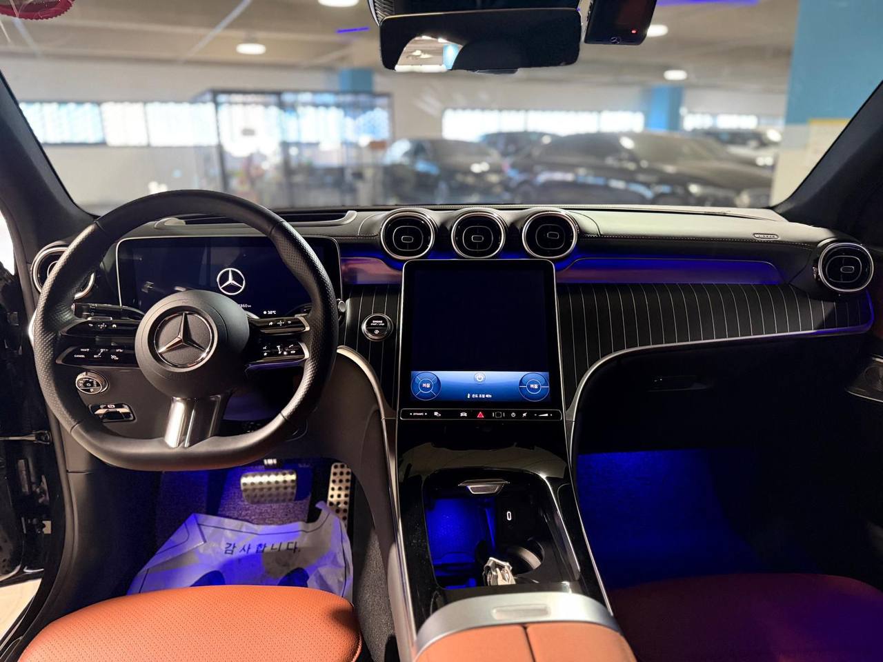 Mercedes-Benz GLC-Class 300 4Mid-5651