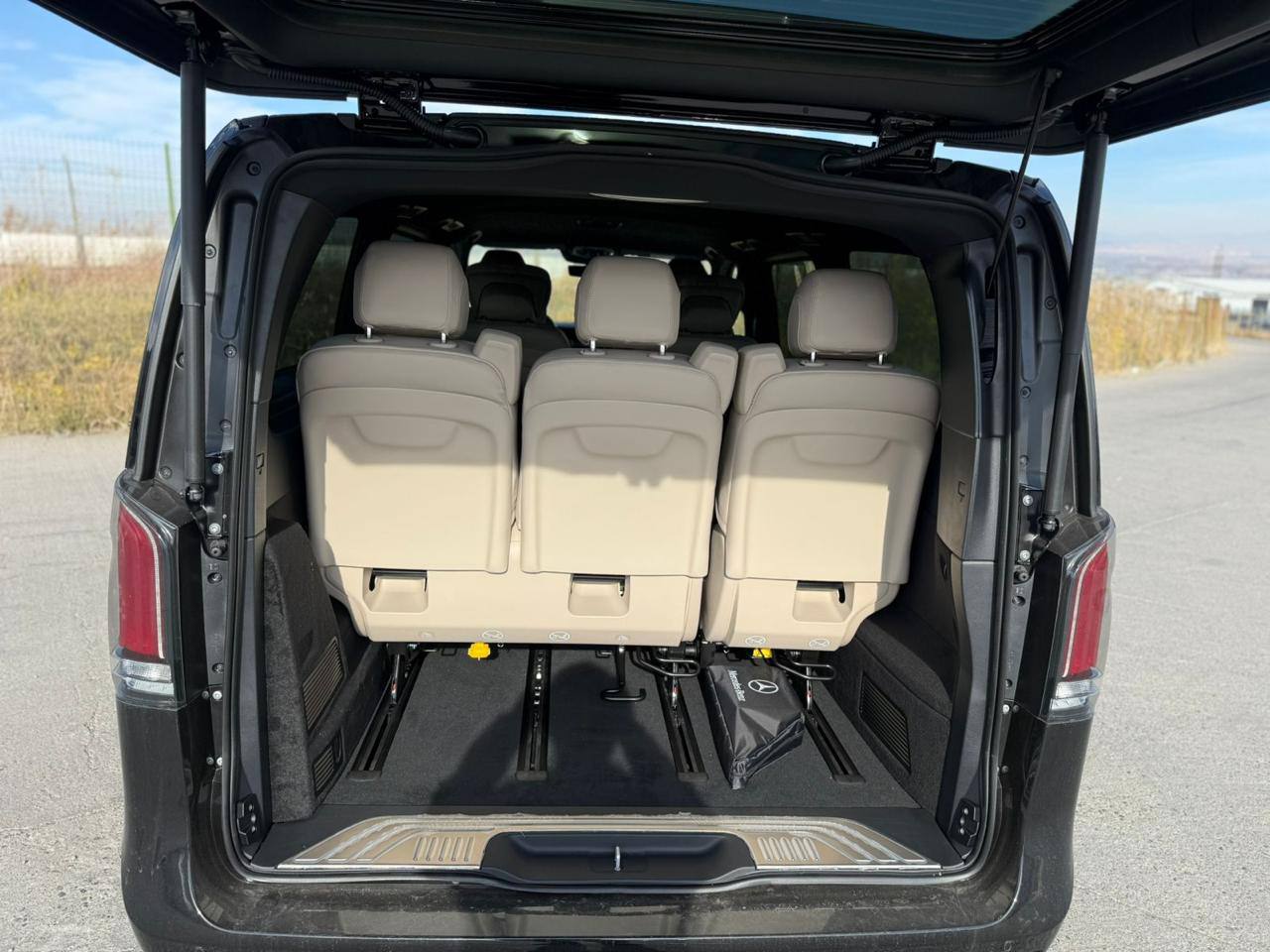 Mercedes-Benz V-Class 300d 4M Extra Longid-5654