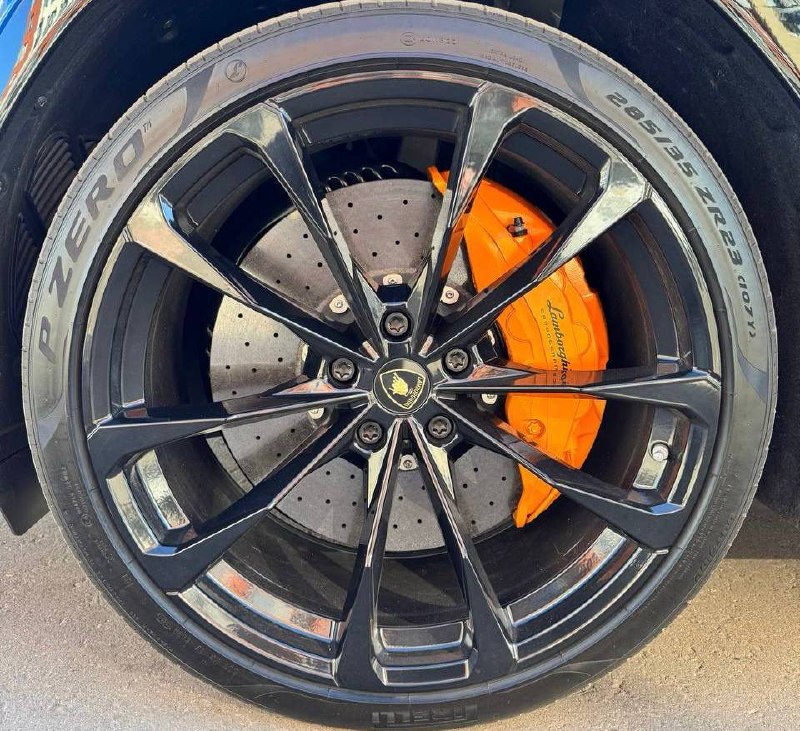 Lamborghini Urus id-3491