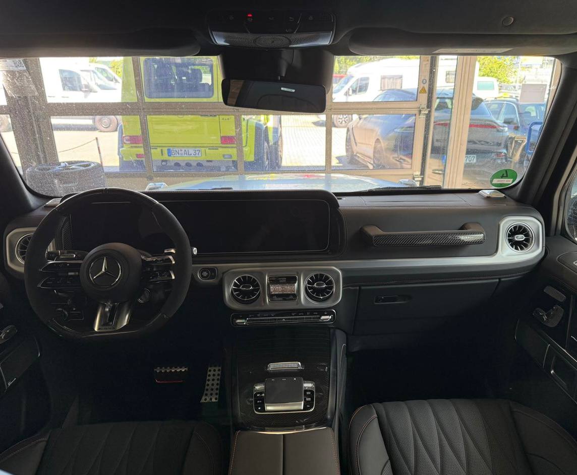 Mercedes-Benz G-Class 63 AMGid-3901