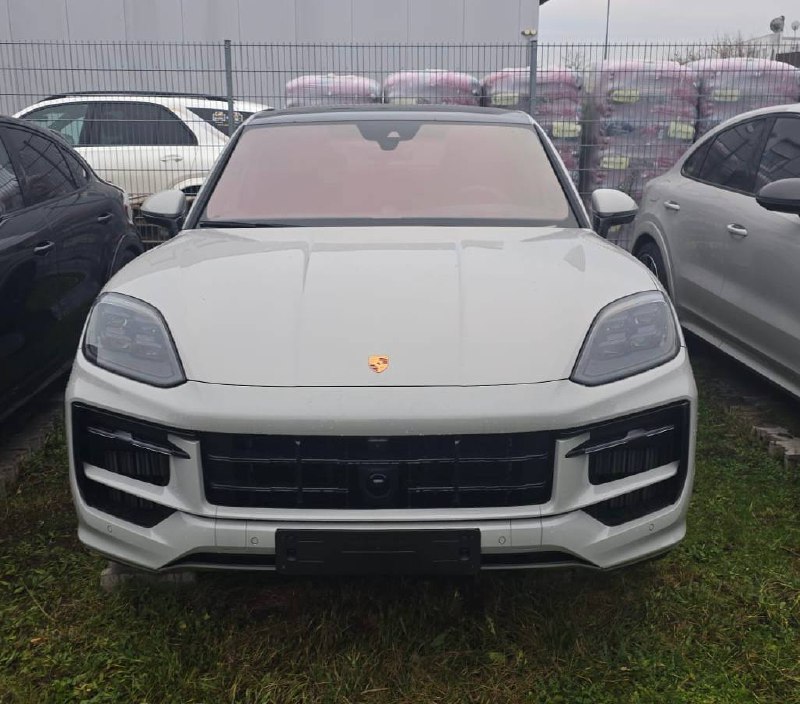 Porsche Cayenne GTSid-5661