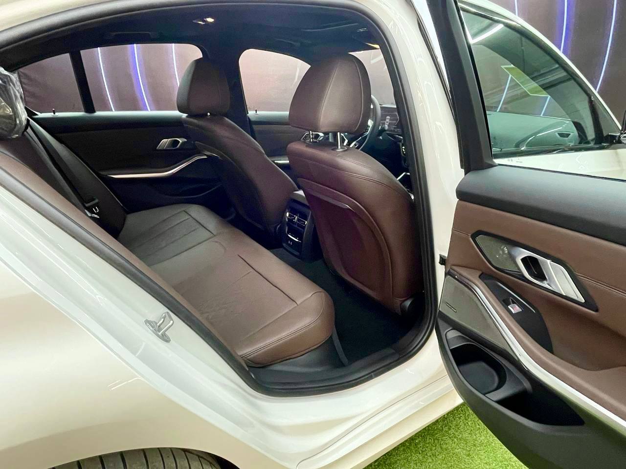 BMW 3 series 330iid-3500