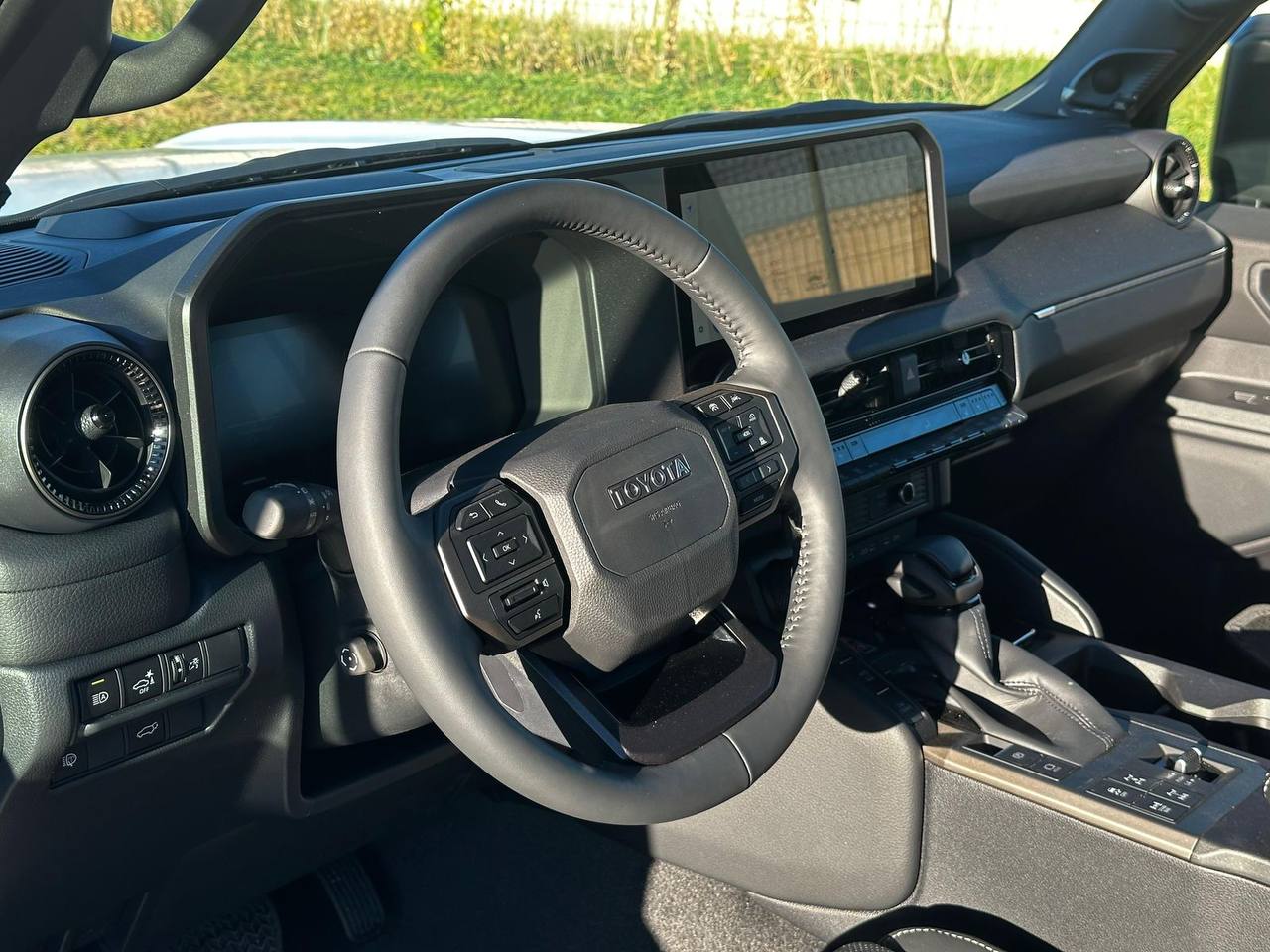 Toyota Land Cruiser Prado 250id-5418