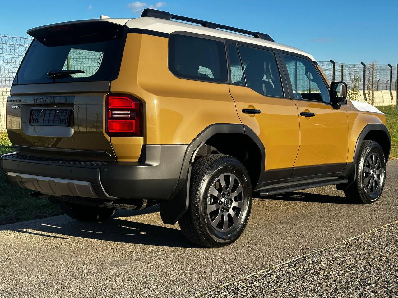 Toyota Land Cruiser Prado 250id-5418