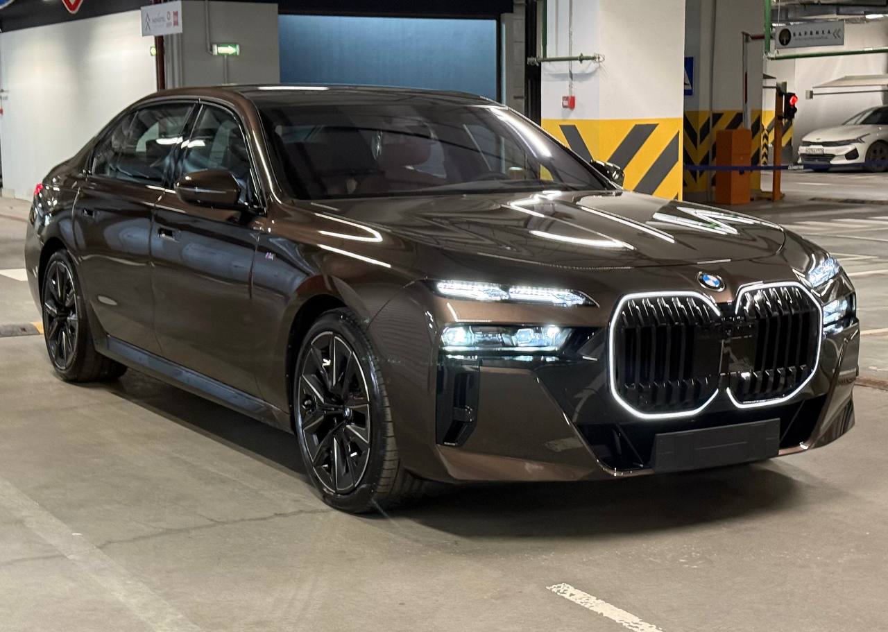 BMW 7 series M 760i xDriveid-5419