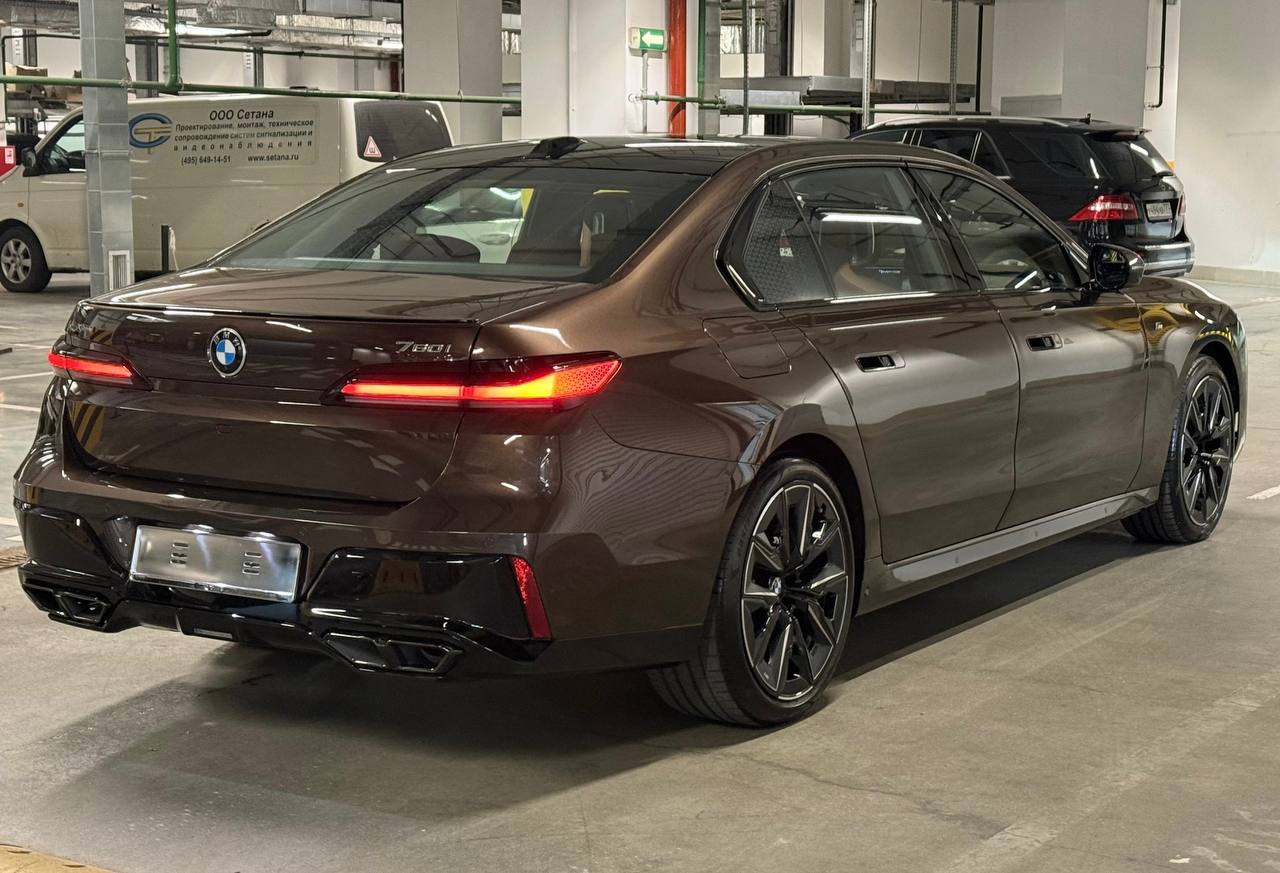 BMW 7 series M 760i xDriveid-5419