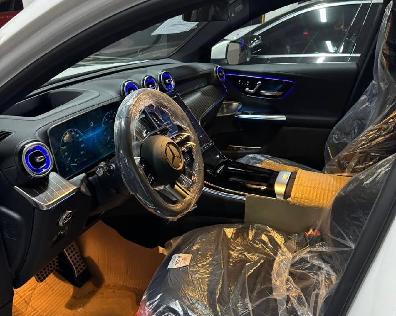 Mercedes-Benz GLC-Class 300 4Mid-5665