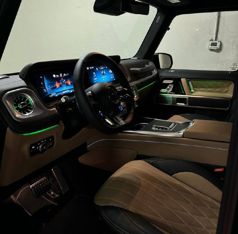 Mercedes-Benz G-Class 63 AMGid-3912