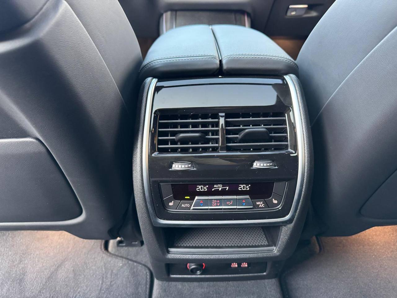 BMW X5 xDrive 40d Msportid-4671